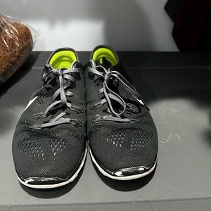 Nike Free Tr Fit 5 Black White Sneakers